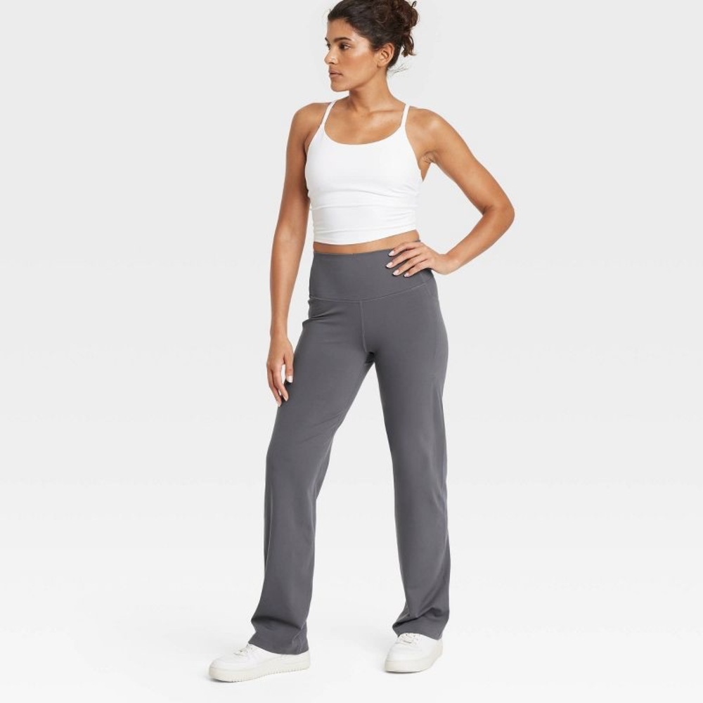 NWT Women's Dynamic Flex High-Rise Pocketed Straight Leg Pants - All In Motion™